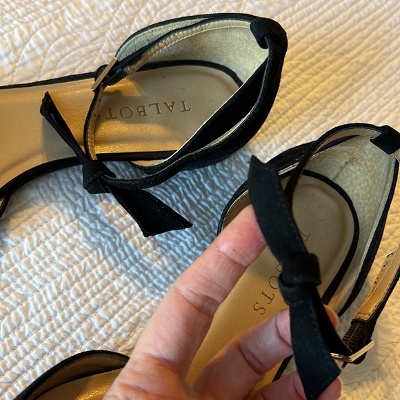Talbots ‘Edison’ black suede ankle strap flats with bows - Picture 10 of 14